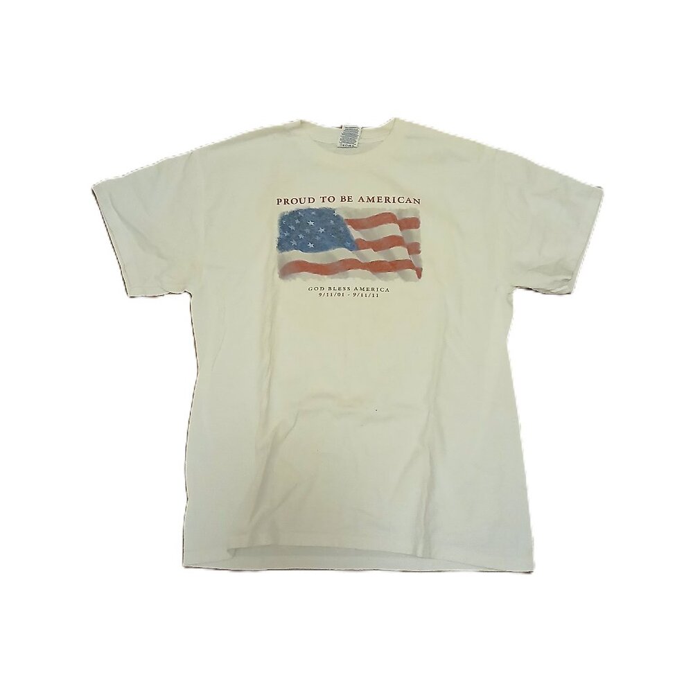 Men's White " Proud to be An American" Short Sleeve Shirt Medium